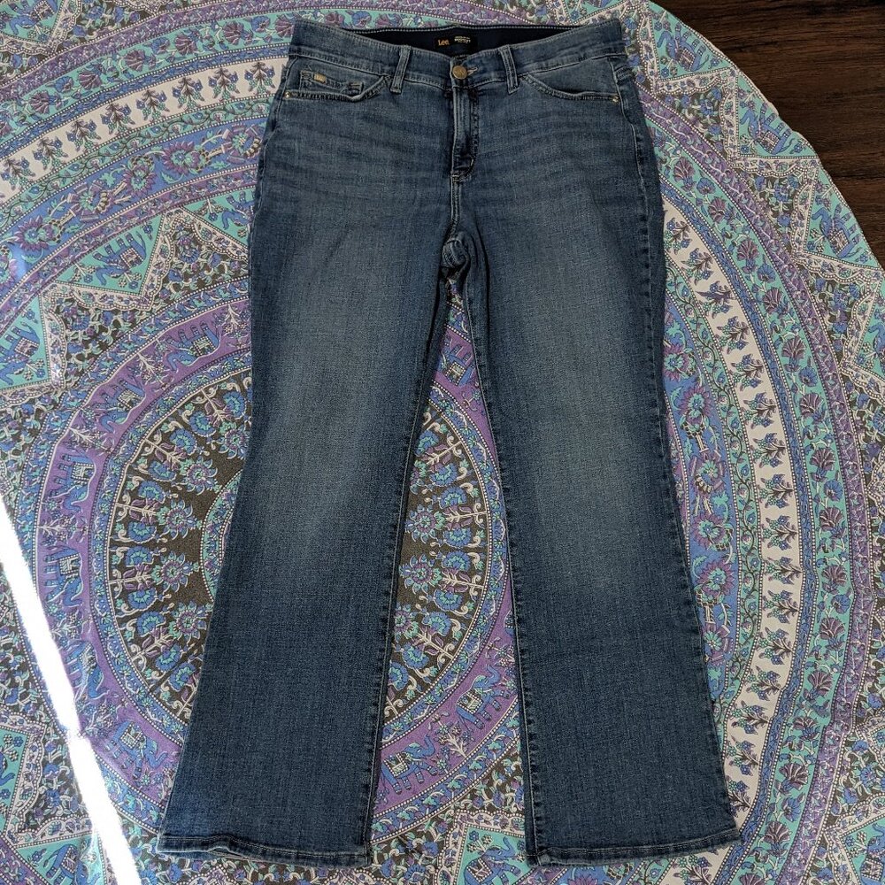 Lee Bootcut Jeans Size 12 Short – Mid Rise, Medium Wash, Flex Motion